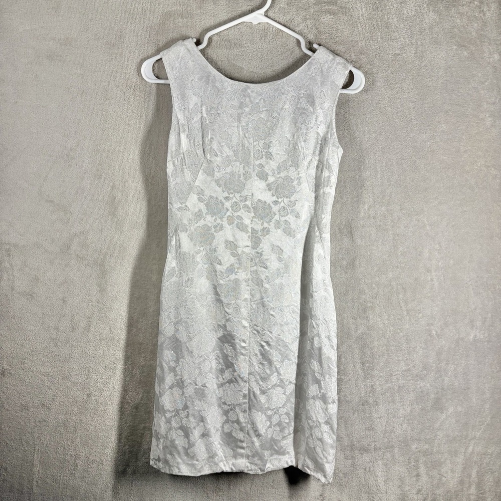 Vintage Y2K Sleeveless Sheath Dress Size S White Floral Retro Mod Elegance